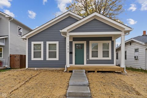 Photo of 1303 W 25th Street, Indianapolis, IN 46208 (MLS # 22079679)
