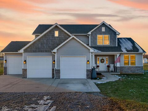 6628 S 125 W Trafalgar IN 46181