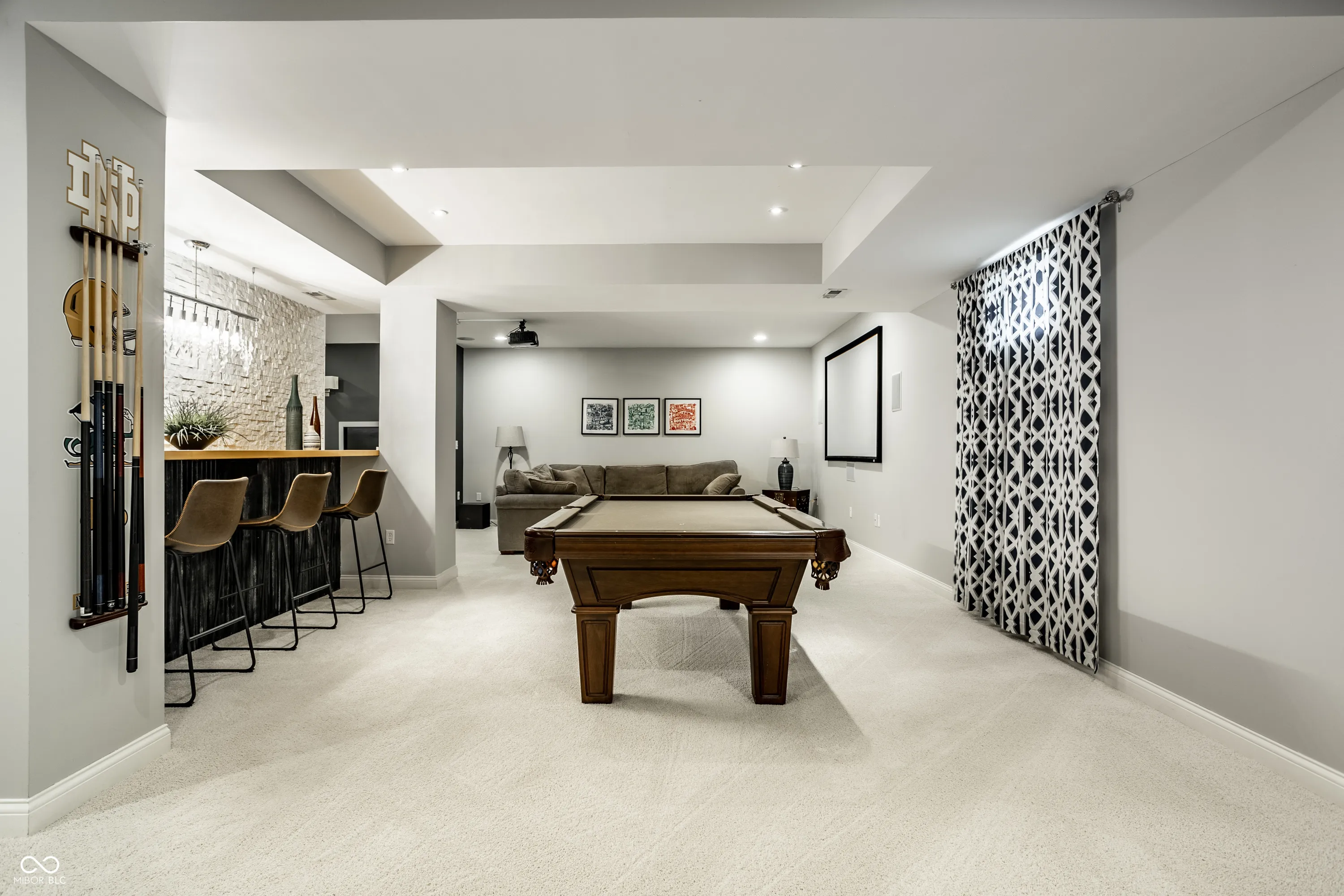 Fishers, Indiana 46037, United States, 5 Bedrooms Bedrooms, ,4 BathroomsBathrooms,Residential,Pending,178347