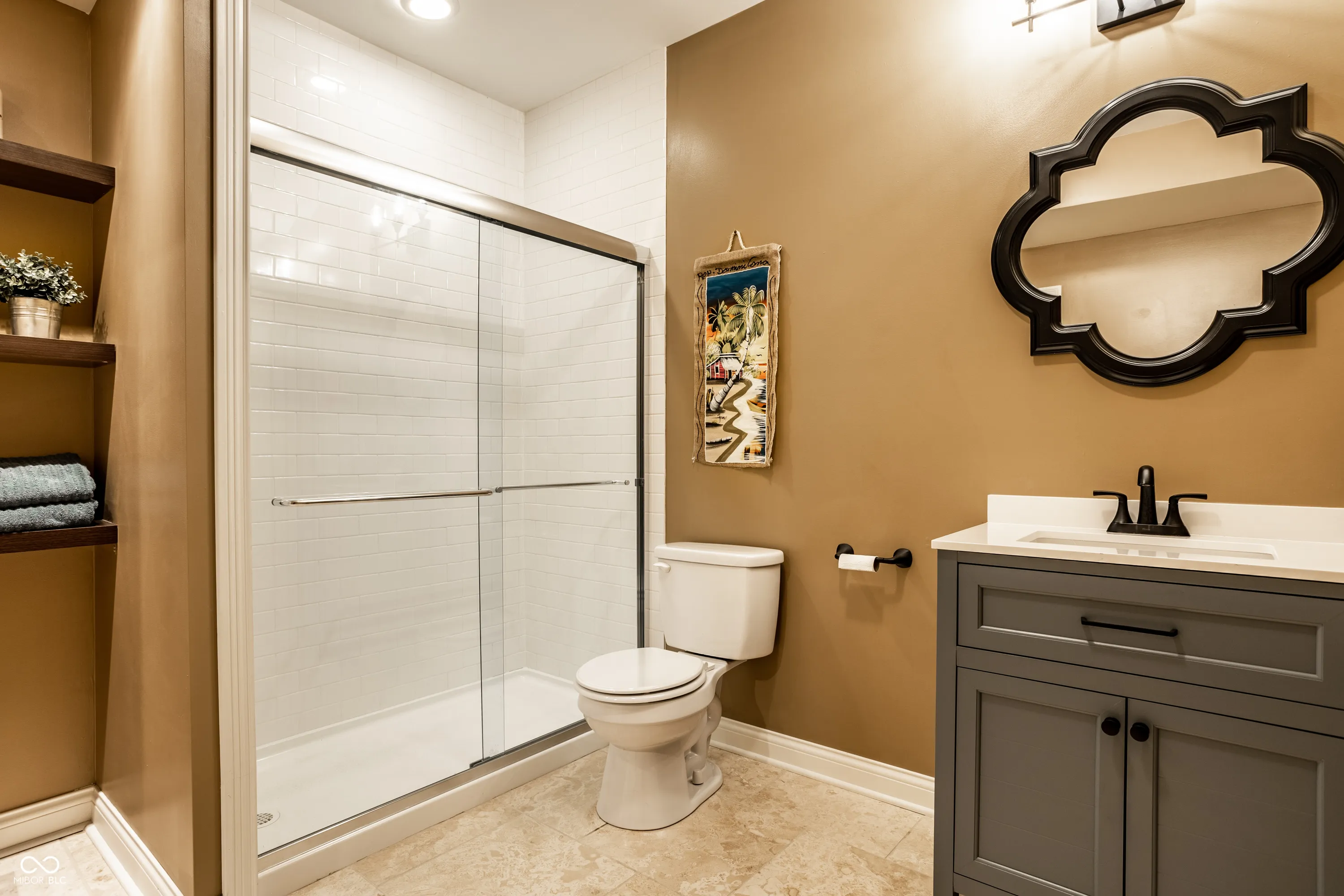 Fishers, Indiana 46037, United States, 5 Bedrooms Bedrooms, ,4 BathroomsBathrooms,Residential,Pending,178347