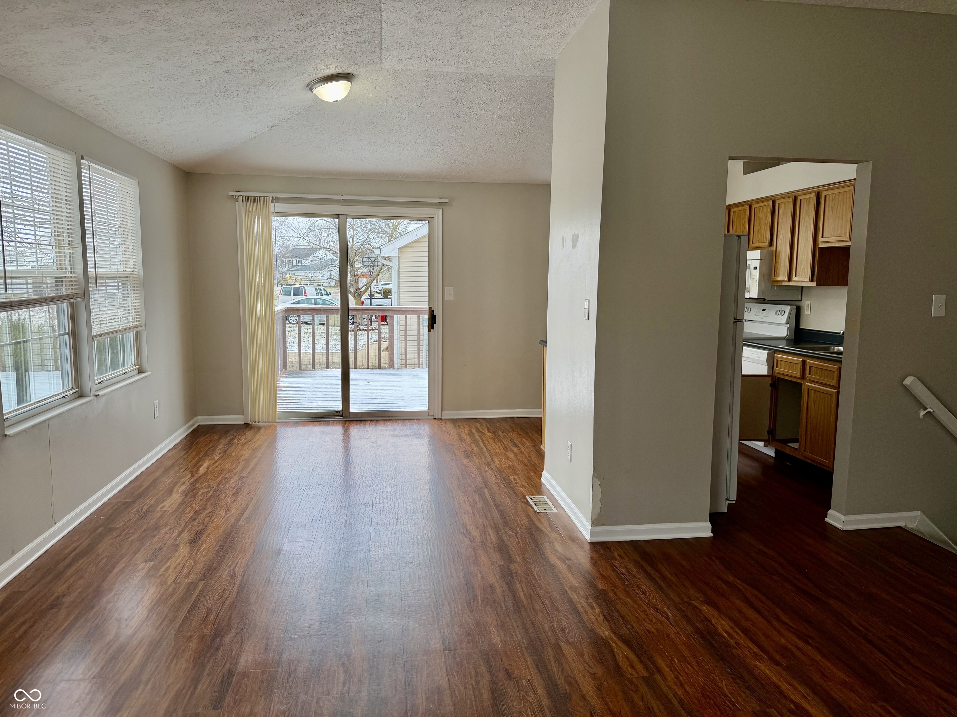 7943 Cardinal Cove W