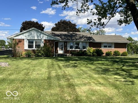 Photo of 5249 Hickory Road, Indianapolis, IN 46239 (MLS # 22103840)