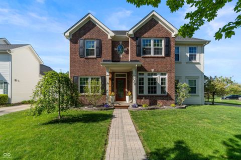 Photo of 728 Stockbridge Drive, Westfield, IN 46074 (MLS # 22102599)