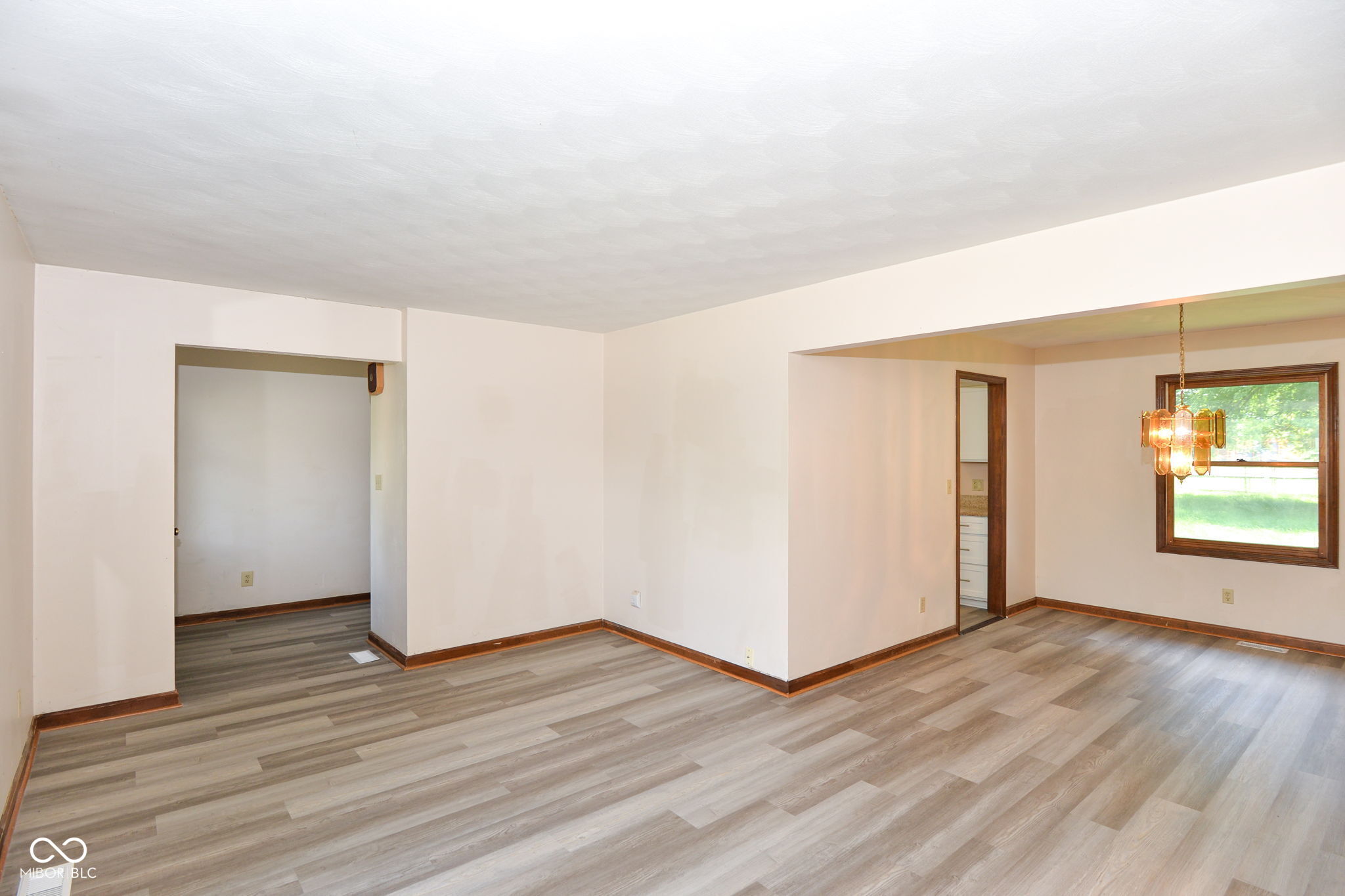 8129 Burn Court