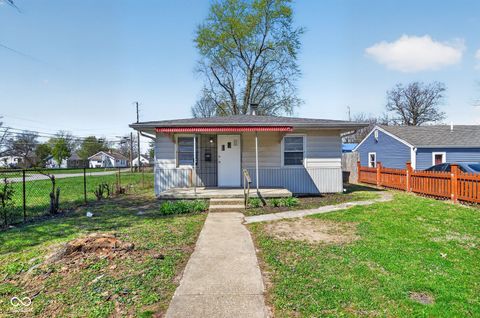 Photo of 1860 Calvin Street, Indianapolis, IN 46203 (MLS # 22094030)