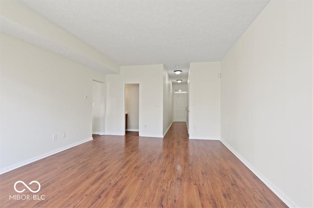 7232 Wyatt Lane