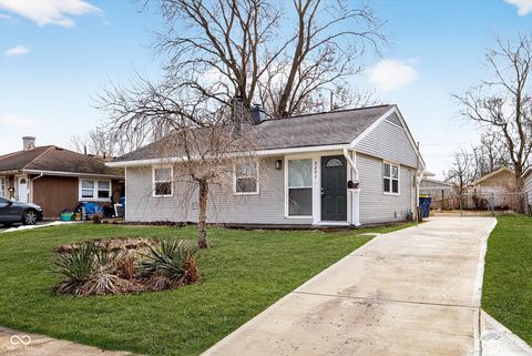 Photo of 8207 E 50th Street, Indianapolis, IN 46226 (MLS # 22084817)