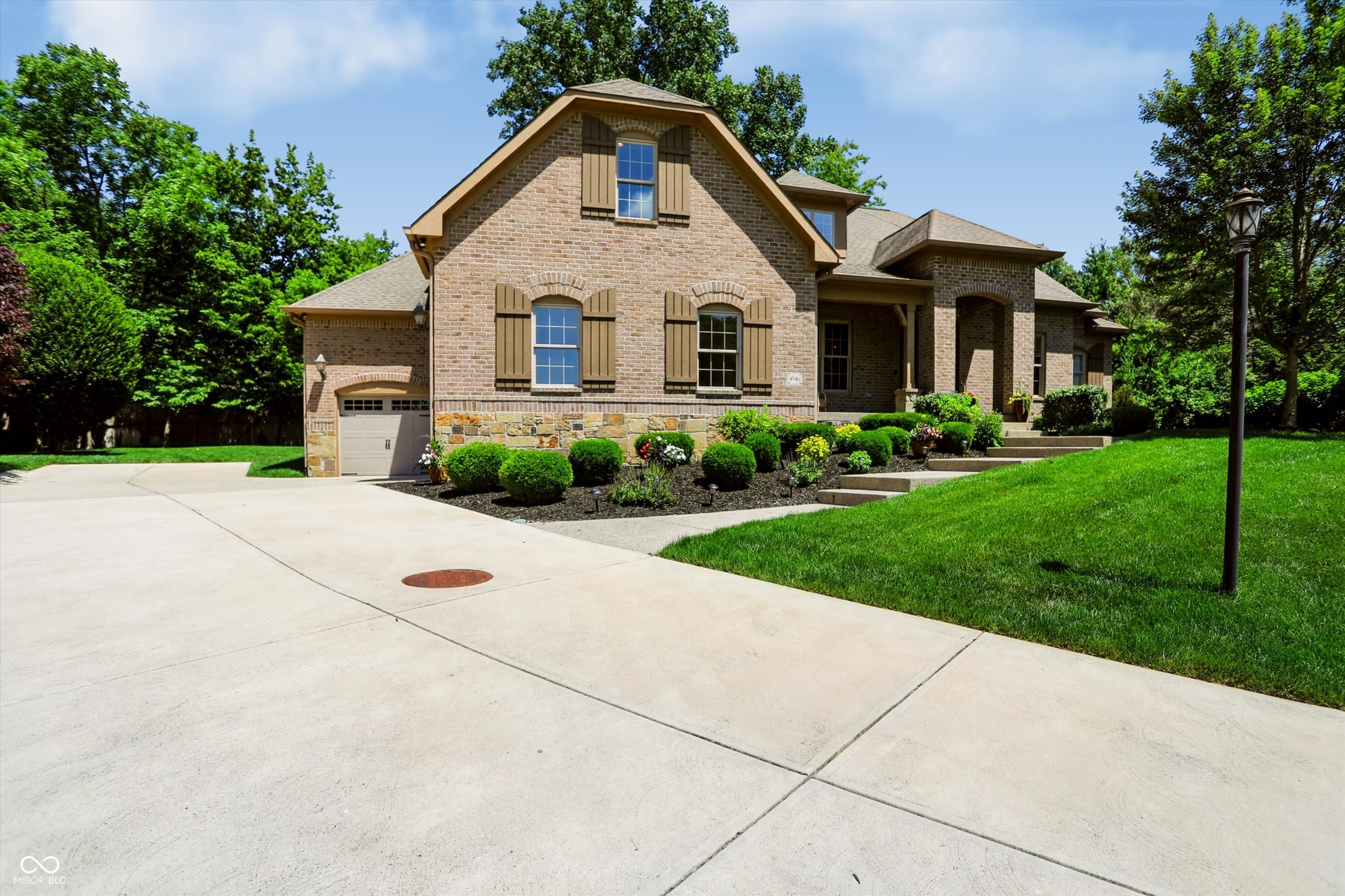 4946 Morgans Creek Court