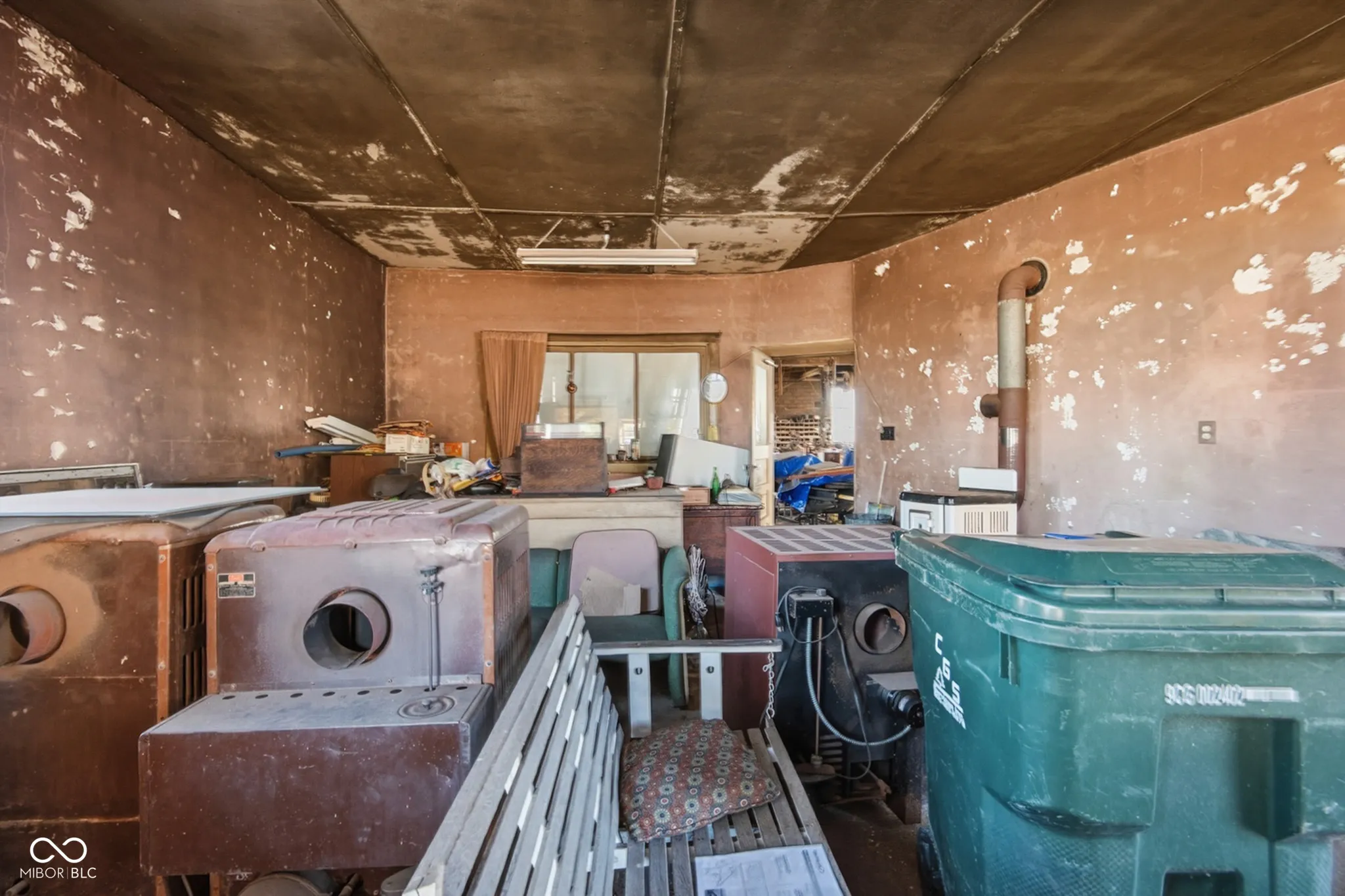 Hope, Indiana 47246, United States, 4 Bedrooms Bedrooms, ,1 BathroomBathrooms,Residential,Active,240609