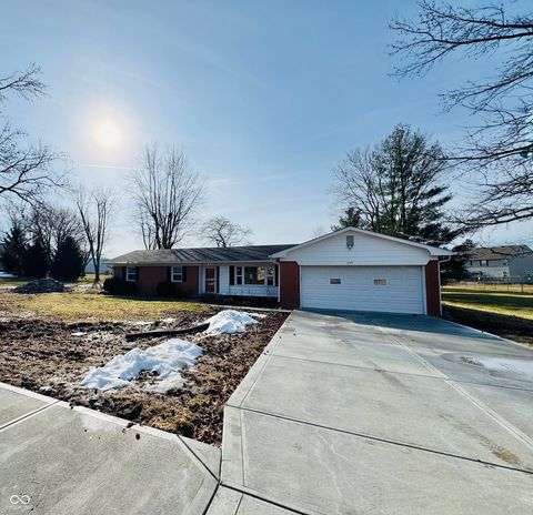 Photo of 1177 W Curry Road, Greenwood, IN 46143 (MLS # 22084826)