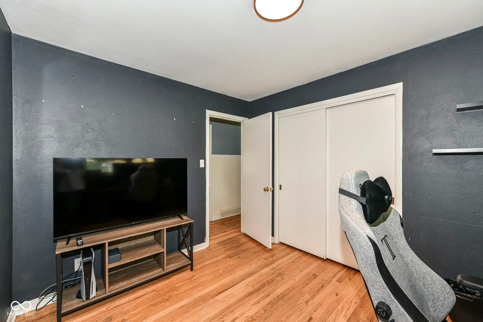 Indianapolis, Indiana 46226, United States, 3 Bedrooms Bedrooms, ,1 BathroomBathrooms,Residential,Pending,141974