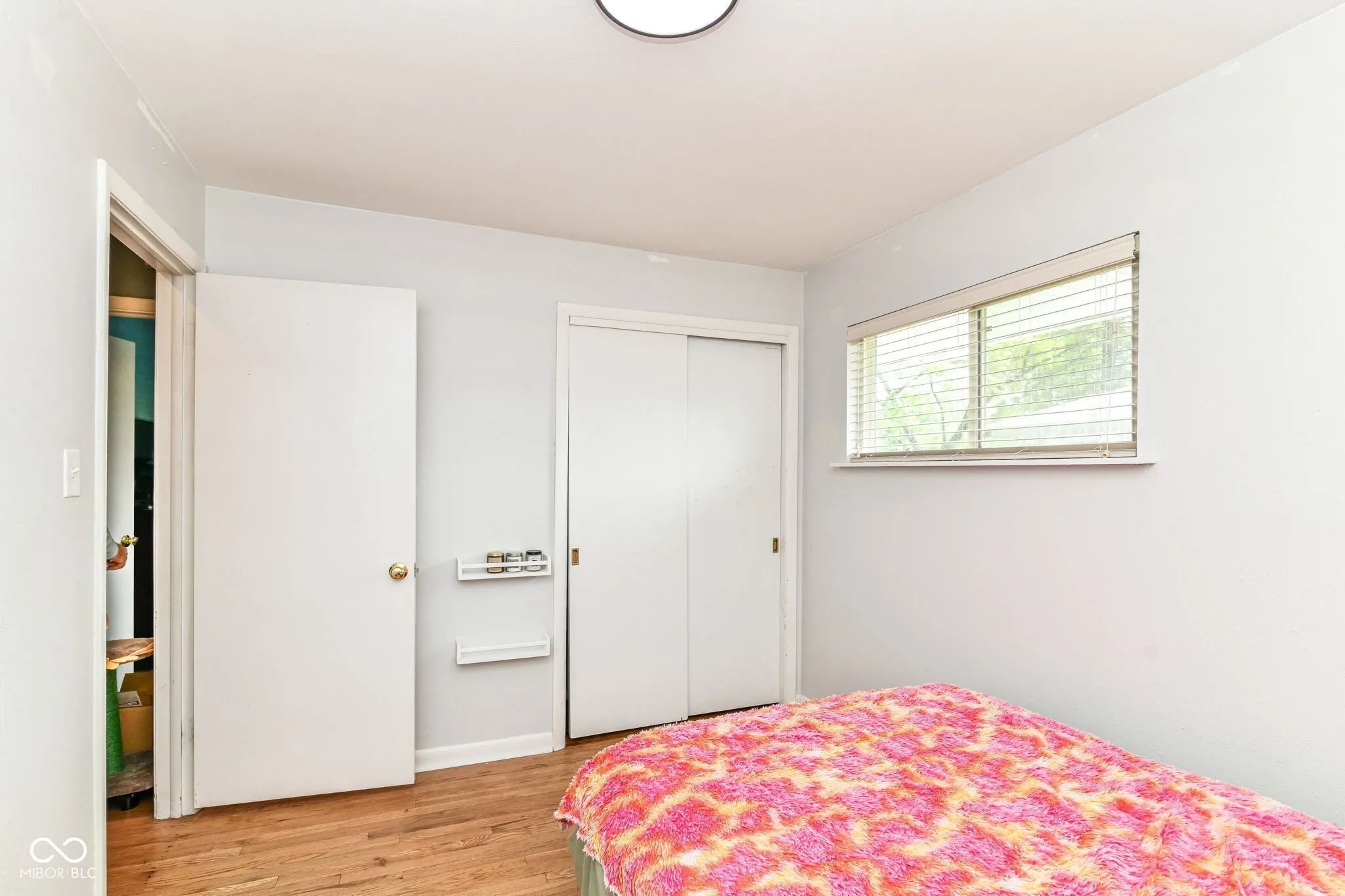 Indianapolis, Indiana 46226, United States, 3 Bedrooms Bedrooms, ,1 BathroomBathrooms,Residential,Pending,141974