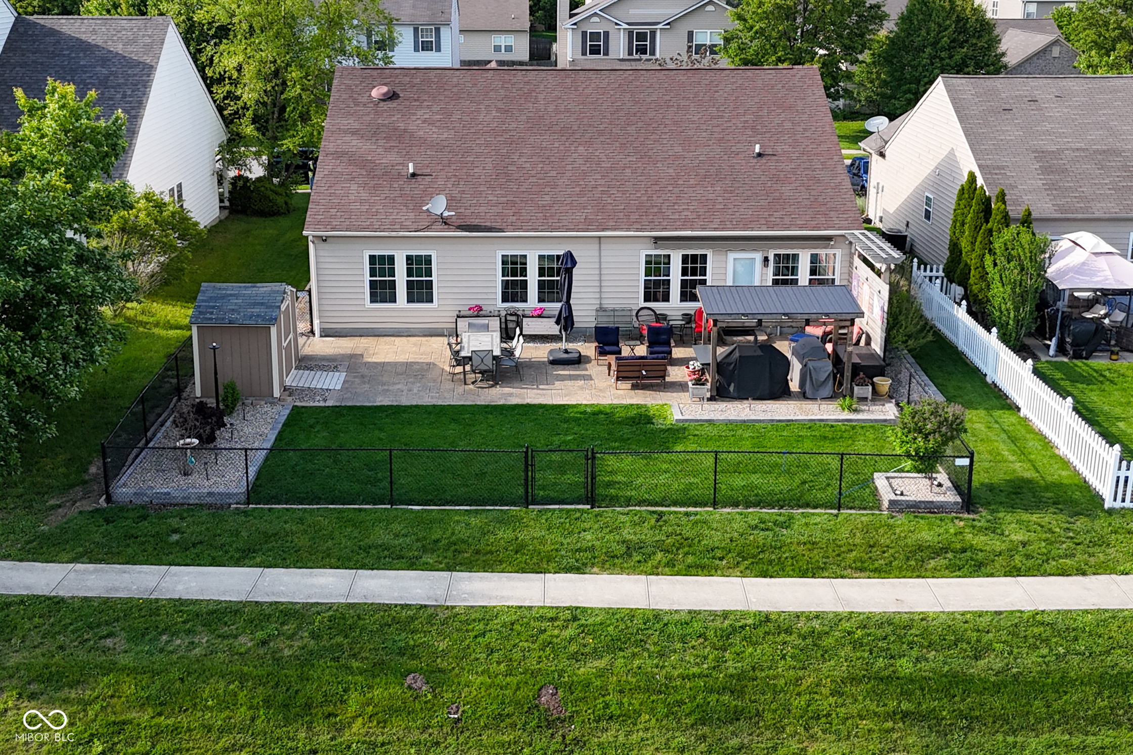 9675 Stonewall Lane