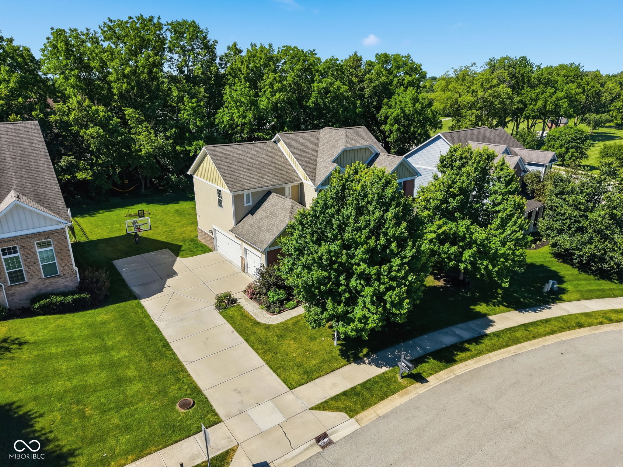 6523 Paddle Drive
