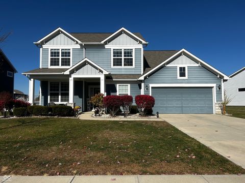 Photo of 12588 Hideout Drive, Noblesville, IN 46060 (MLS # 22073379)