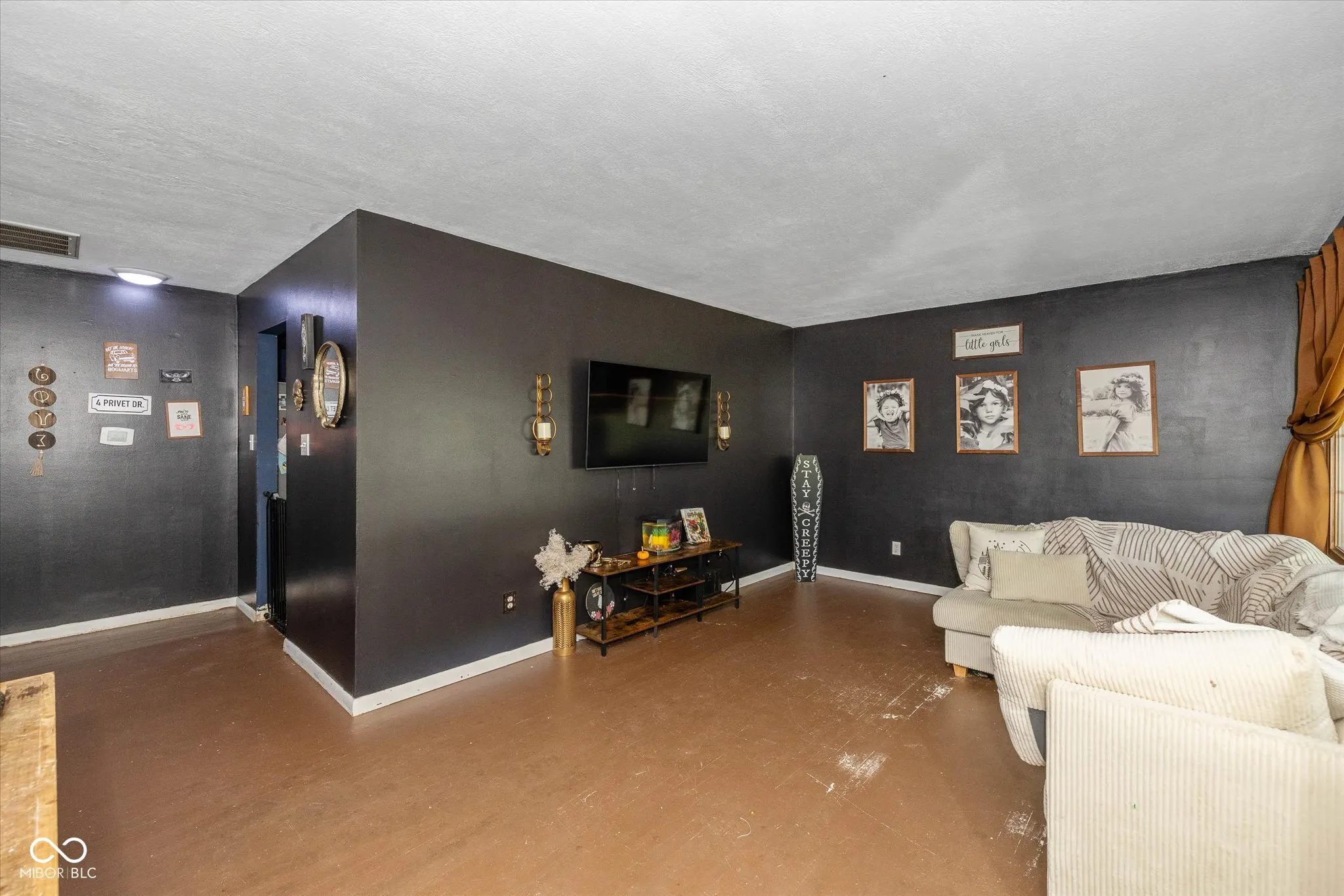 Kokomo, Indiana 46902, United States, 4 Bedrooms Bedrooms, ,2 BathroomsBathrooms,Residential,Pending,9068