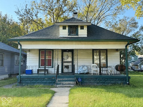 Photo of 1043 W 36th Street, Indianapolis, IN 46208 (MLS # 22130947)