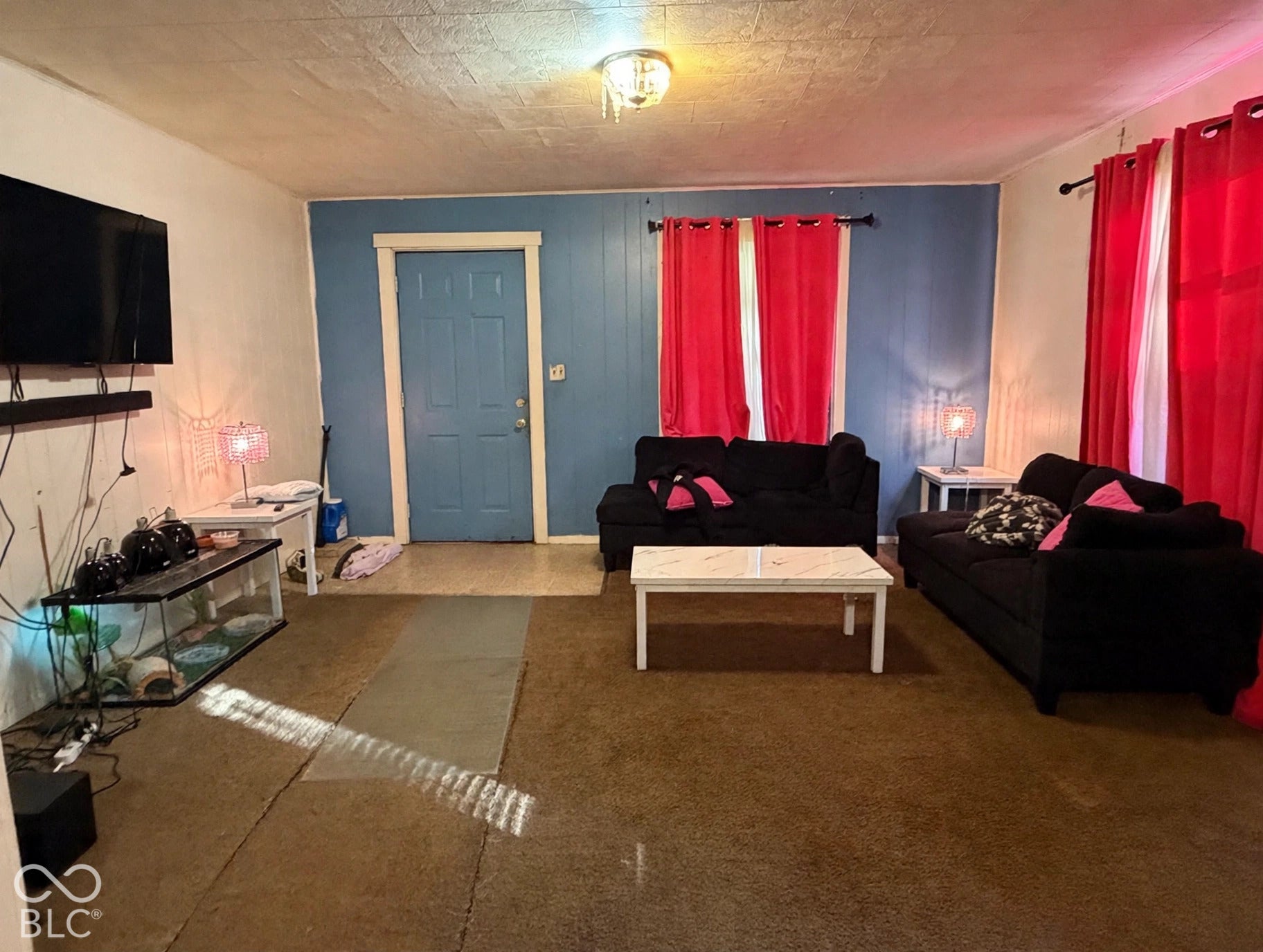 1043 W 36th Street