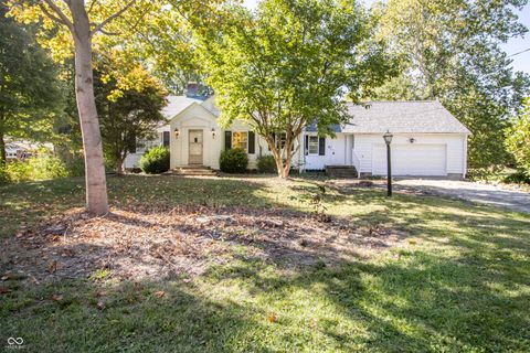 Photo of 6040 S High School Road, Indianapolis, IN 46221 (MLS # 22096313)