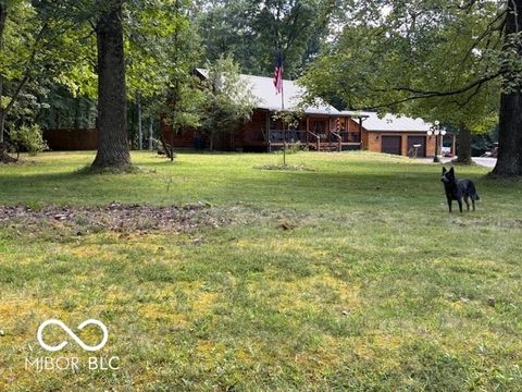 Photo of 2532 W County Road 900 S, Cloverdale, IN 46120 (MLS # 22060398)