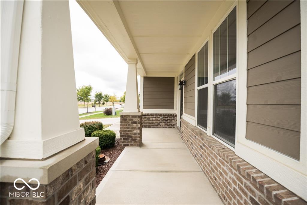 15665 Eastpark Drive - Photo 4