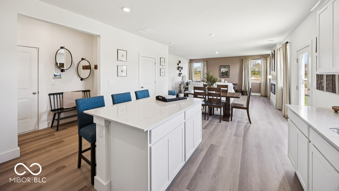 6264 Flag Stop Drive