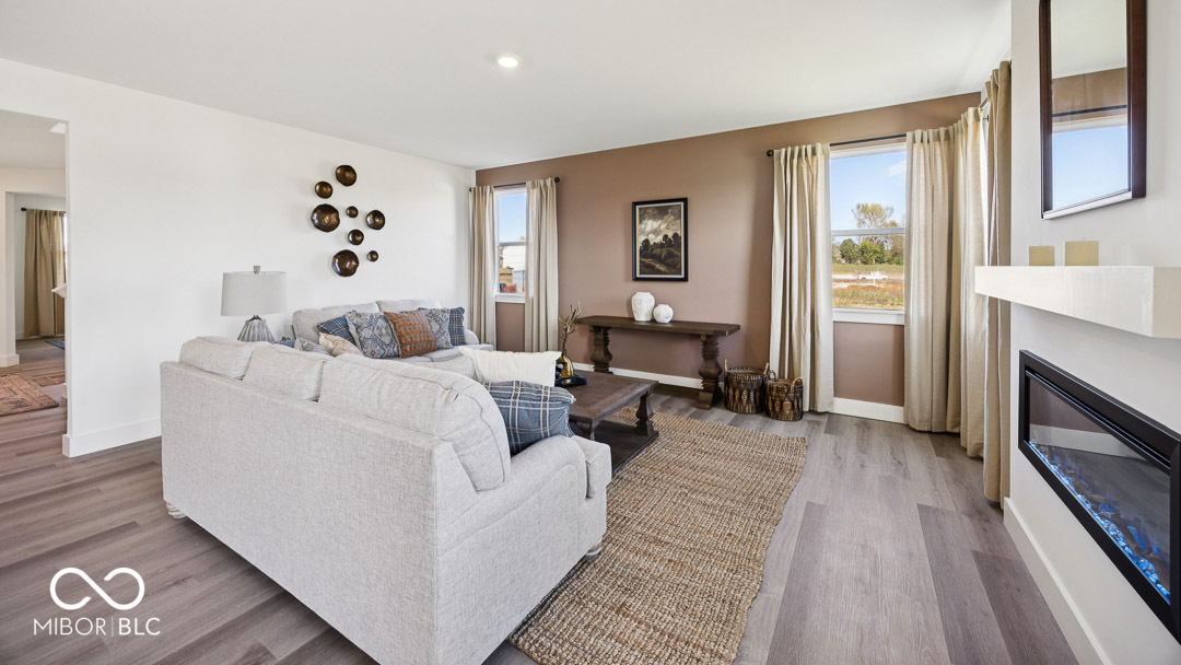 6264 Flag Stop Drive