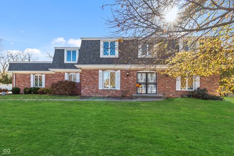 Photo of 895 Briar Patch Lane, Greenwood, IN 46142 (MLS # 22087600)