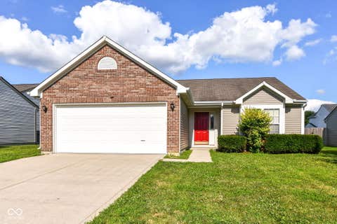 Photo of 13307 Westwood Lane, Fishers, IN 46038 (MLS # 22117658)