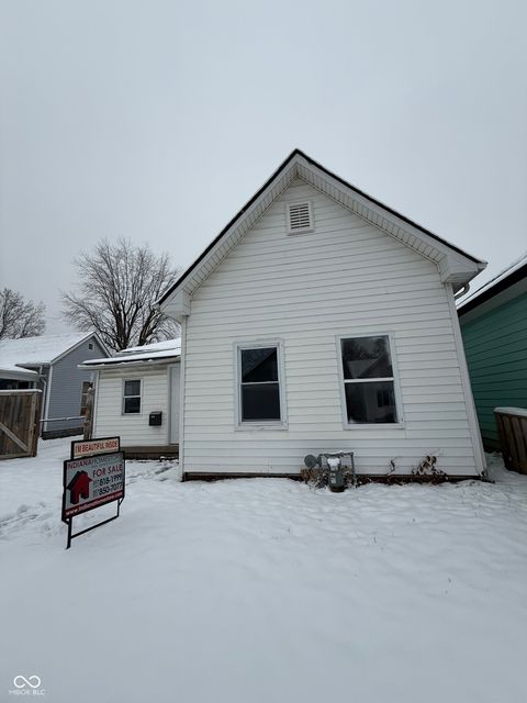 Photo of 1325 W Lee Street, Indianapolis, IN 46221 (MLS # 22075430)