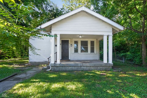 Photo of 5123 Julian Avenue, Indianapolis, IN 46219 (MLS # 22104750)