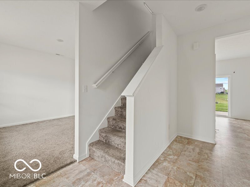 1456 Willow Tree Lane