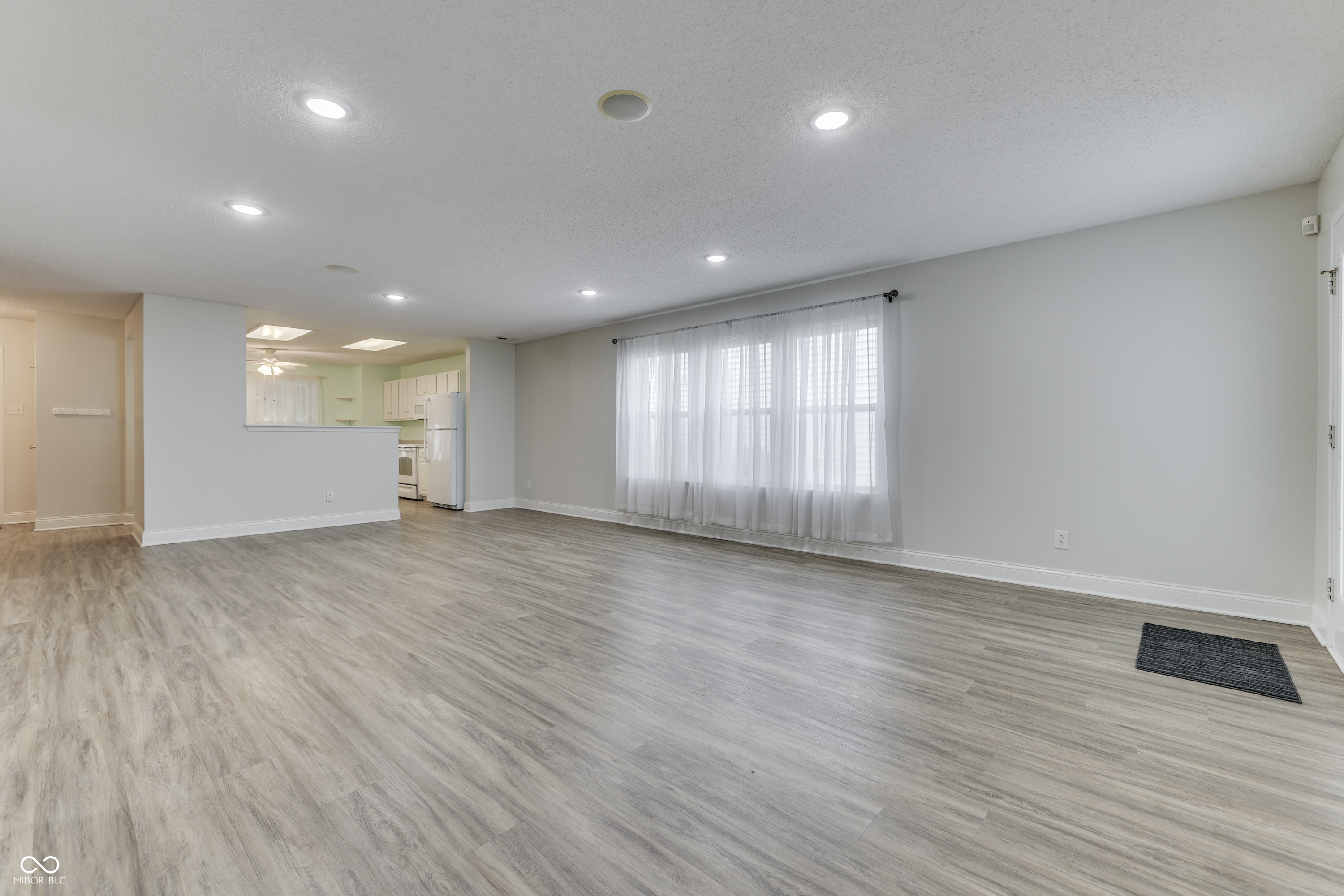 6613 Sonesta Drive