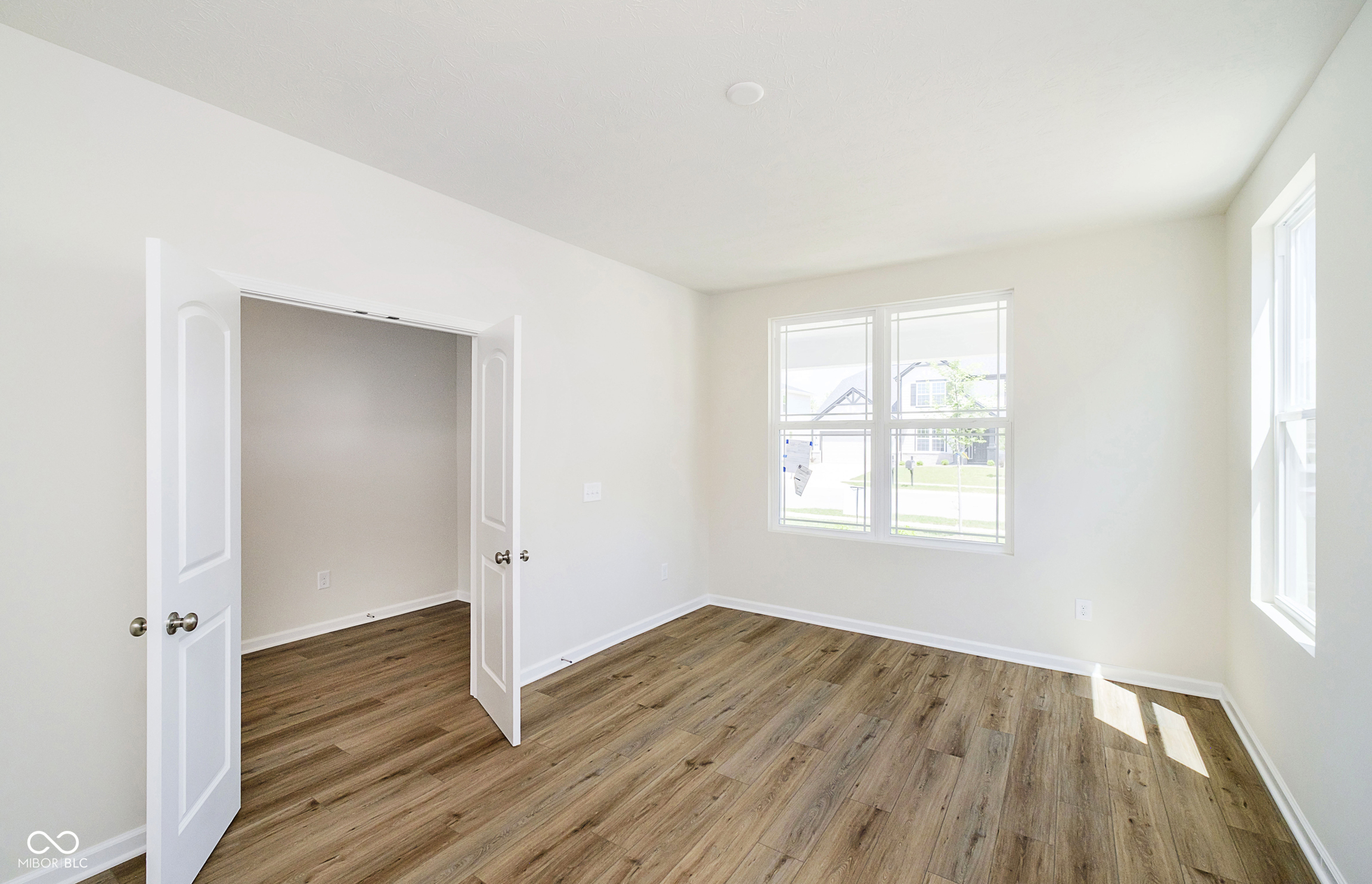3241 Fawn Circle