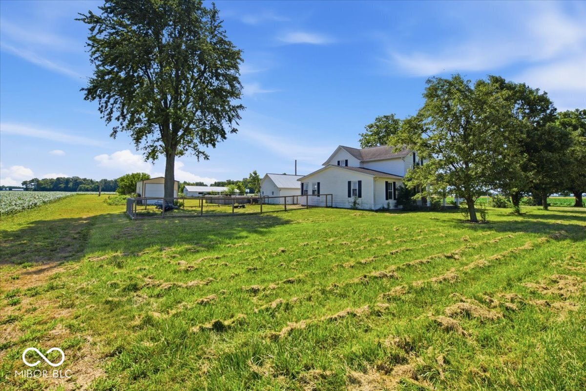 7950 S County Road 575 E