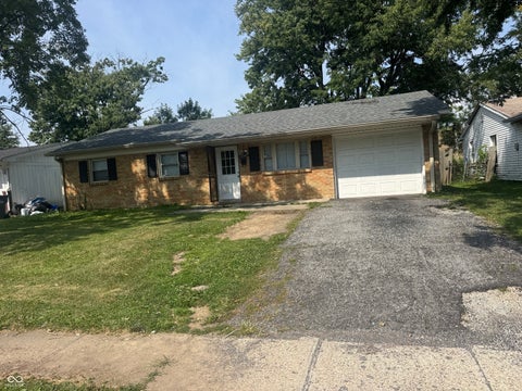 Photo of 3250 Wellington Avenue, Indianapolis, IN 46226 (MLS # 22118817)