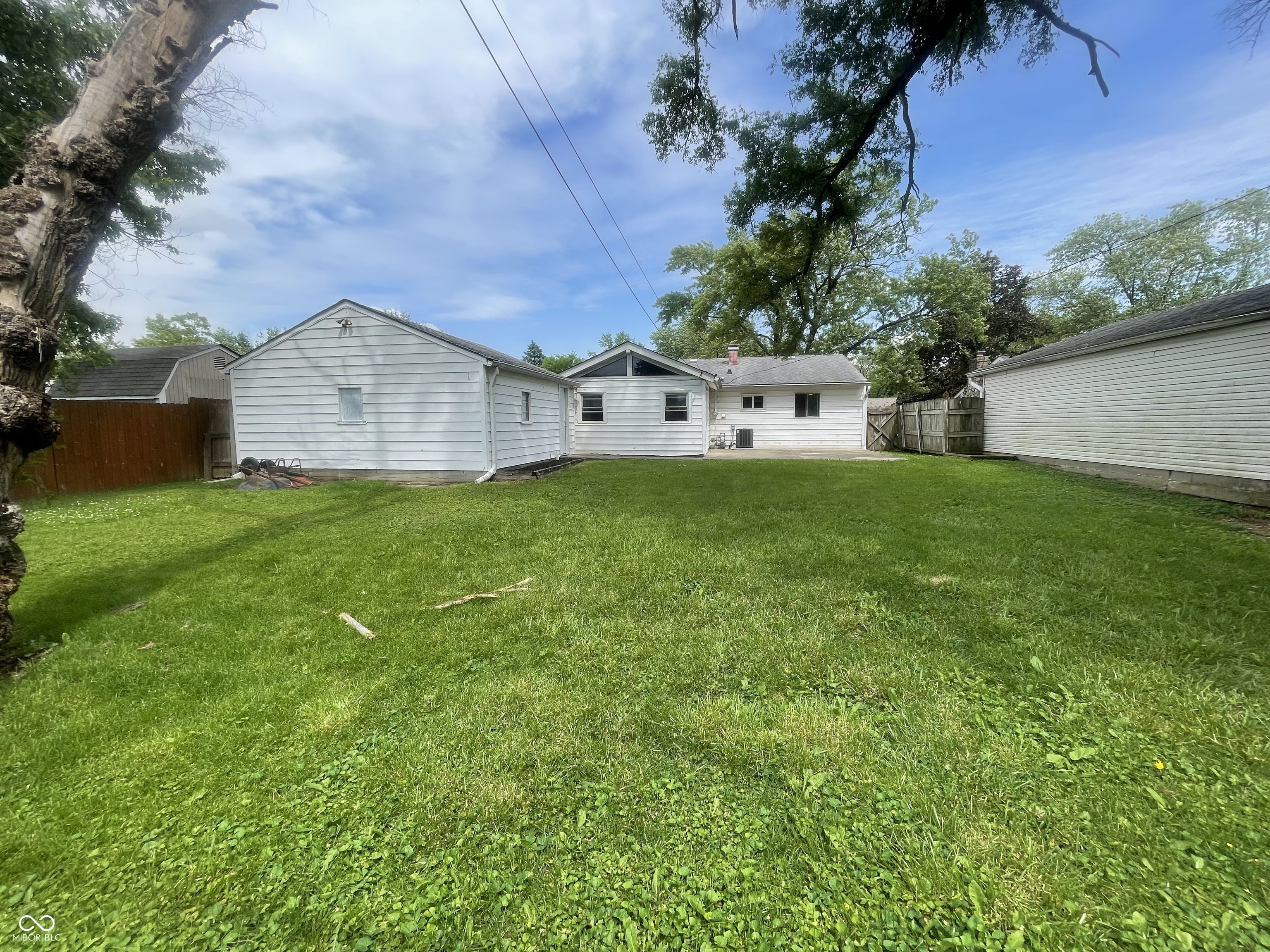 306 S Kenmore Road