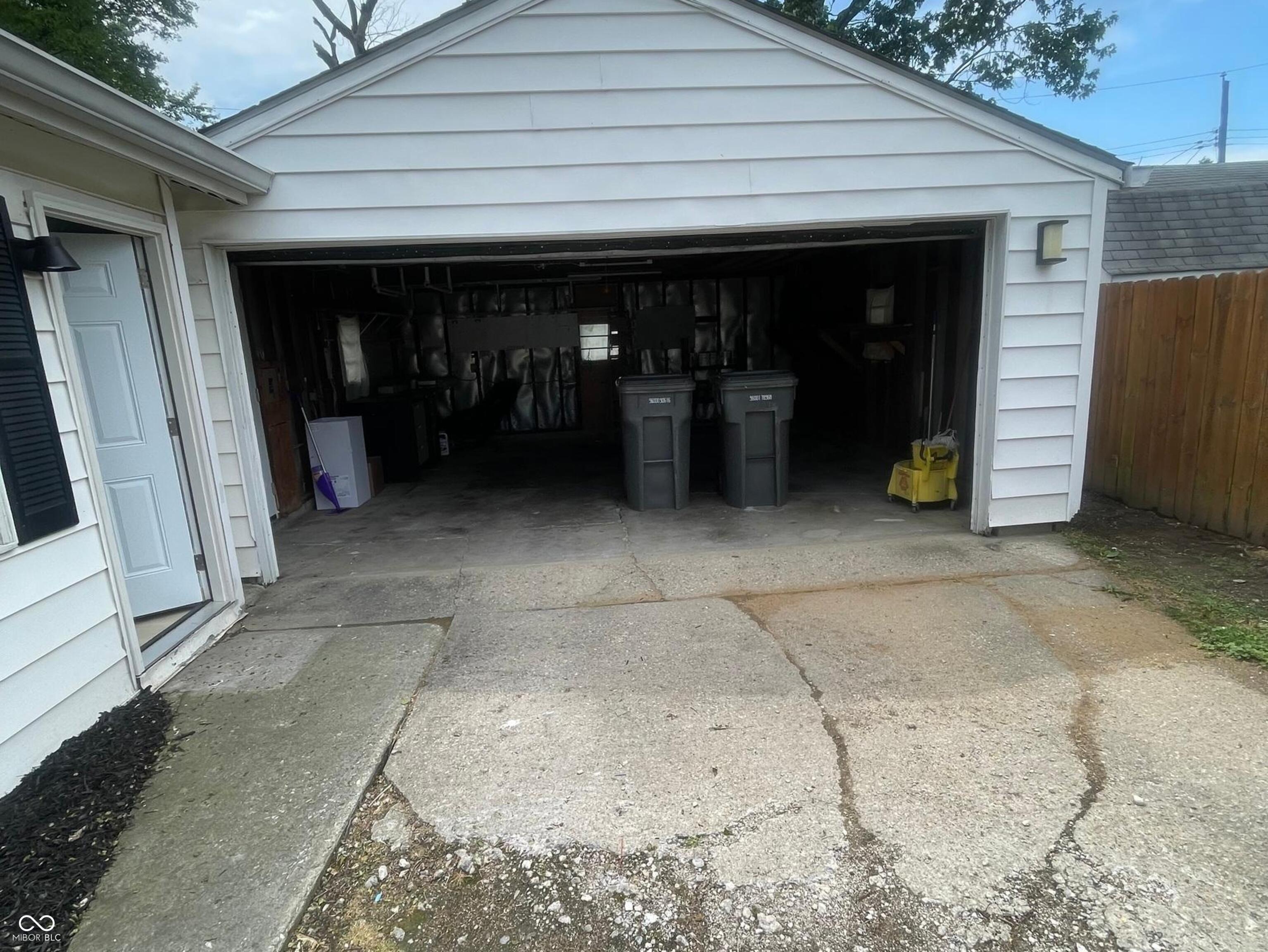 306 S Kenmore Road