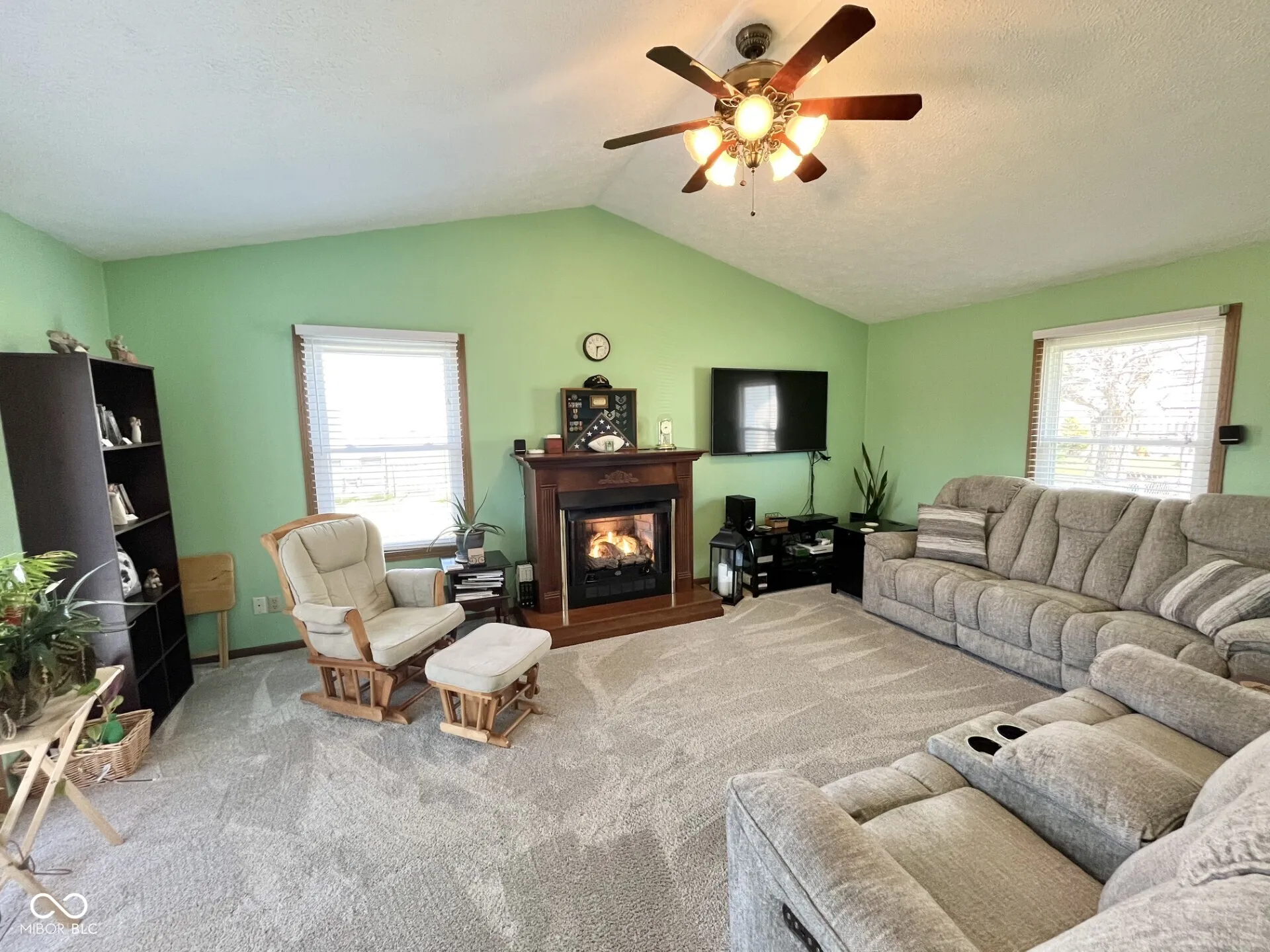 Seymour, Indiana 47274, United States, 3 Bedrooms Bedrooms, ,2 BathroomsBathrooms,Residential,Active,90646