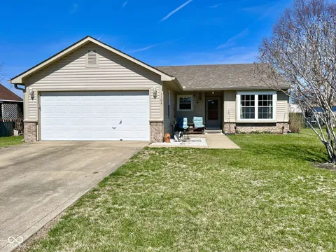1104 Cottage Circle, Seymour, IN 47274 - MLS#: 22027725