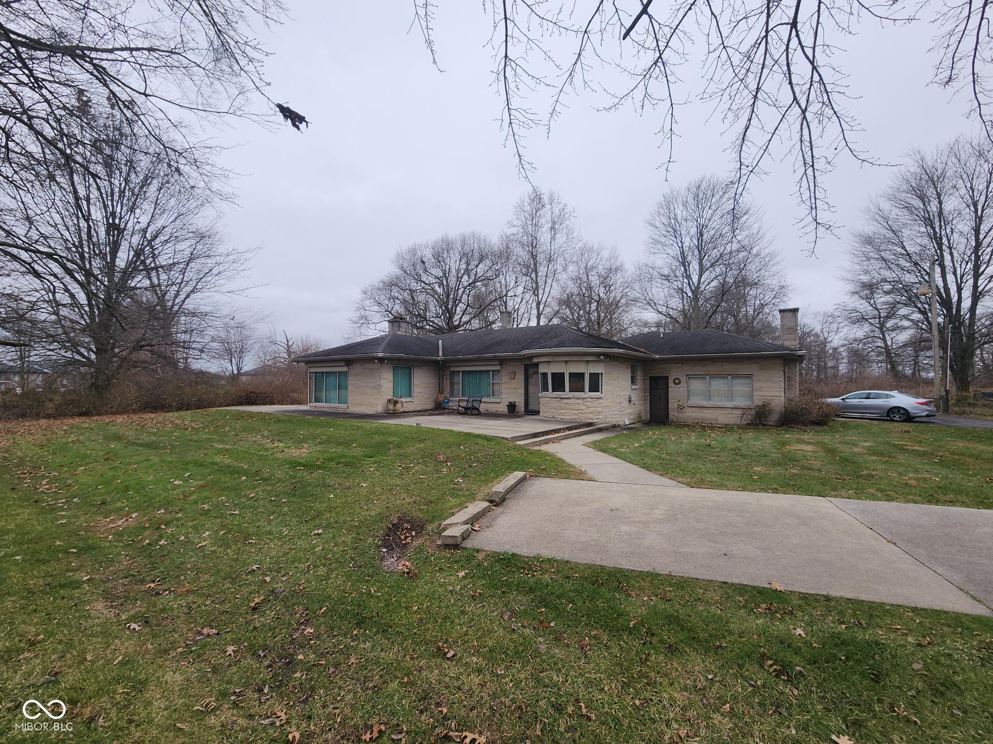4844 N U.S. Highway 31