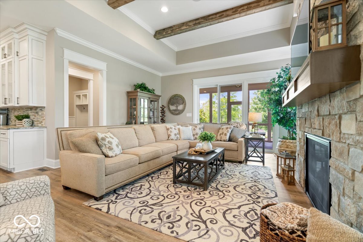 528 Dickson Lane