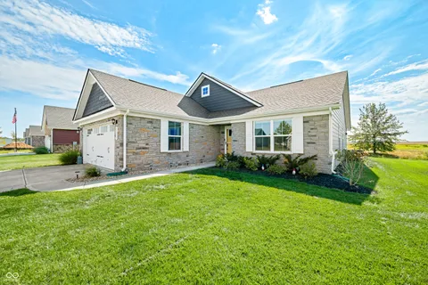 1115 Senate Drive, Edinburgh, IN 46124 - MLS#: 22002705