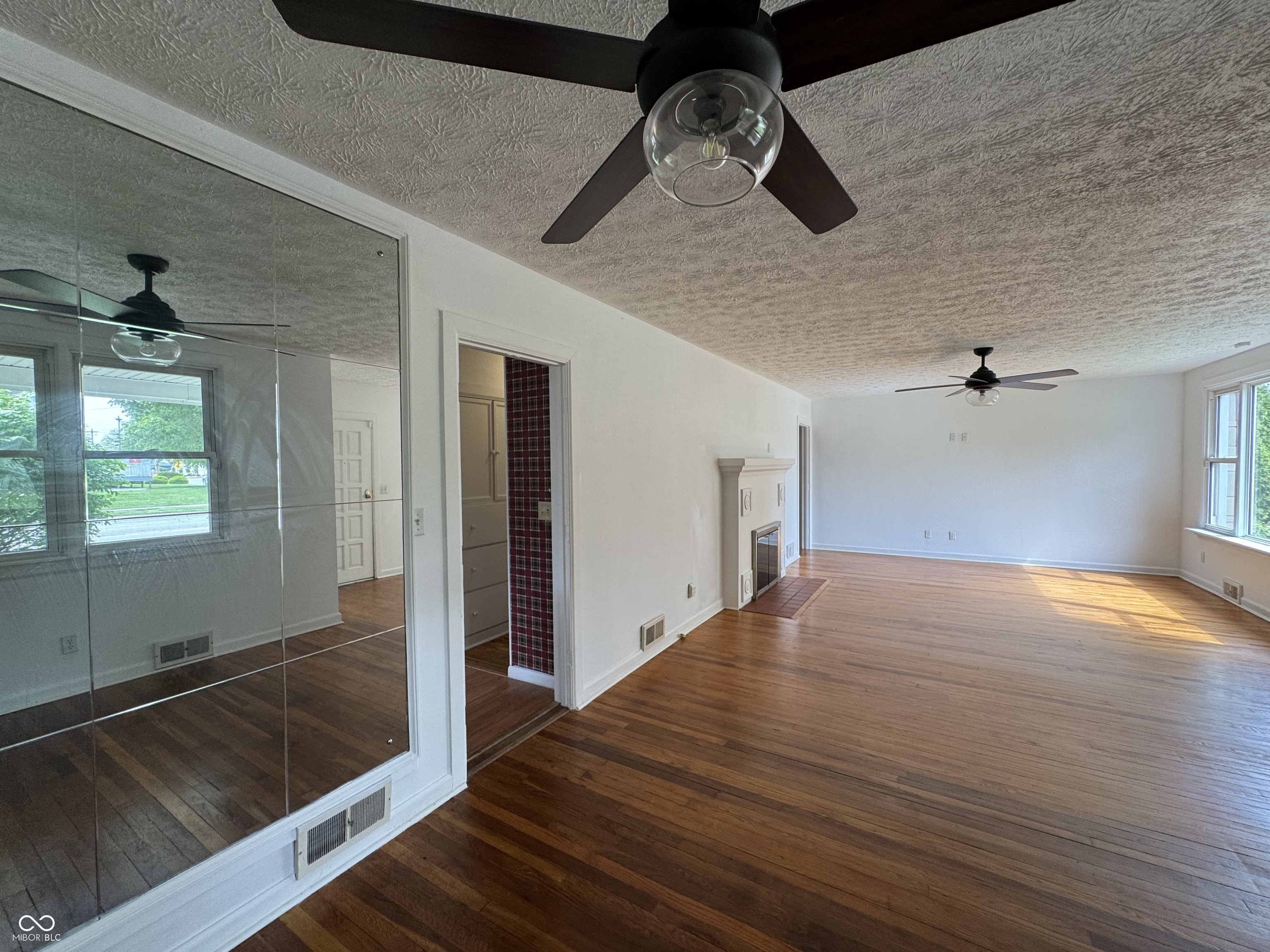 1231 N Main Street