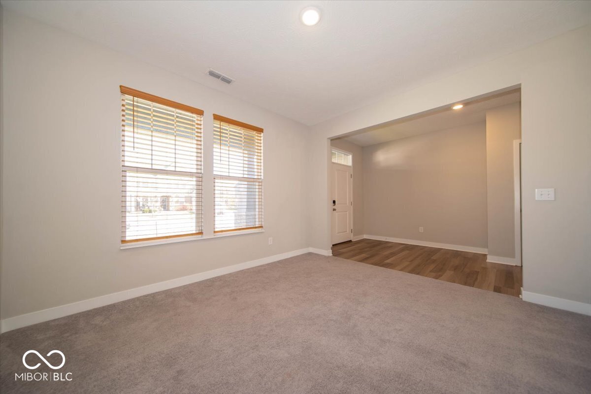 9800 Ridgecrest Lane