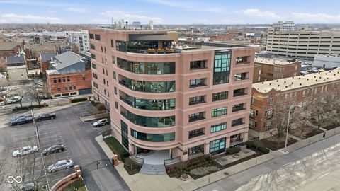 Photo of 225 N New Jersey Street #68, Indianapolis, IN 46204 (MLS # 22079990)