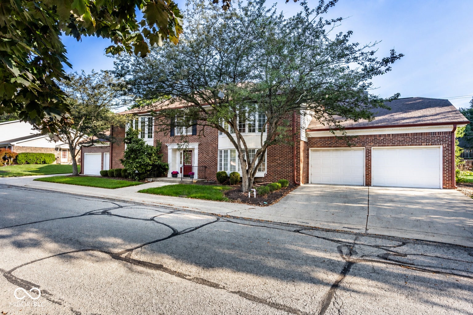 1316 Kings Cove Court