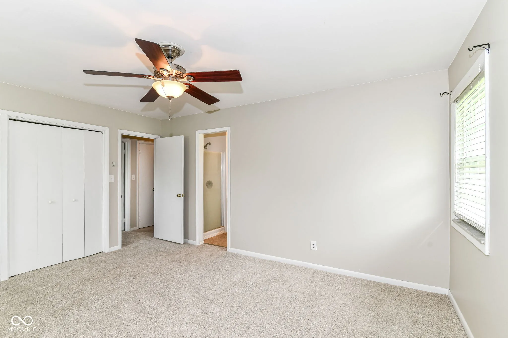 Indianapolis, Indiana 46240, United States, 3 Bedrooms Bedrooms, ,2 BathroomsBathrooms,Residential,Pending,121663