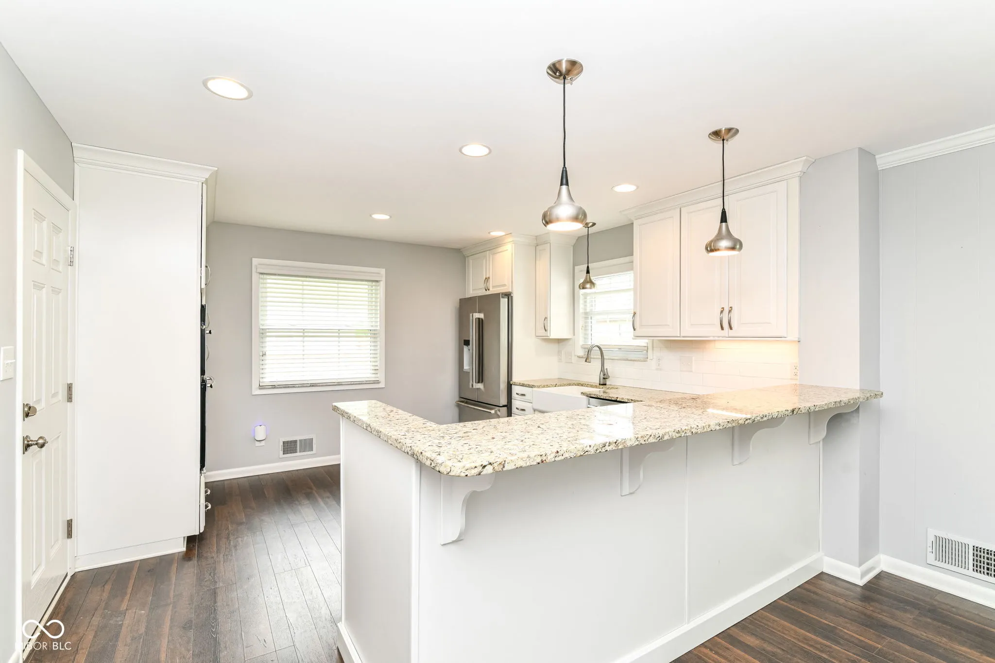 Indianapolis, Indiana 46240, United States, 3 Bedrooms Bedrooms, ,2 BathroomsBathrooms,Residential,Pending,121663