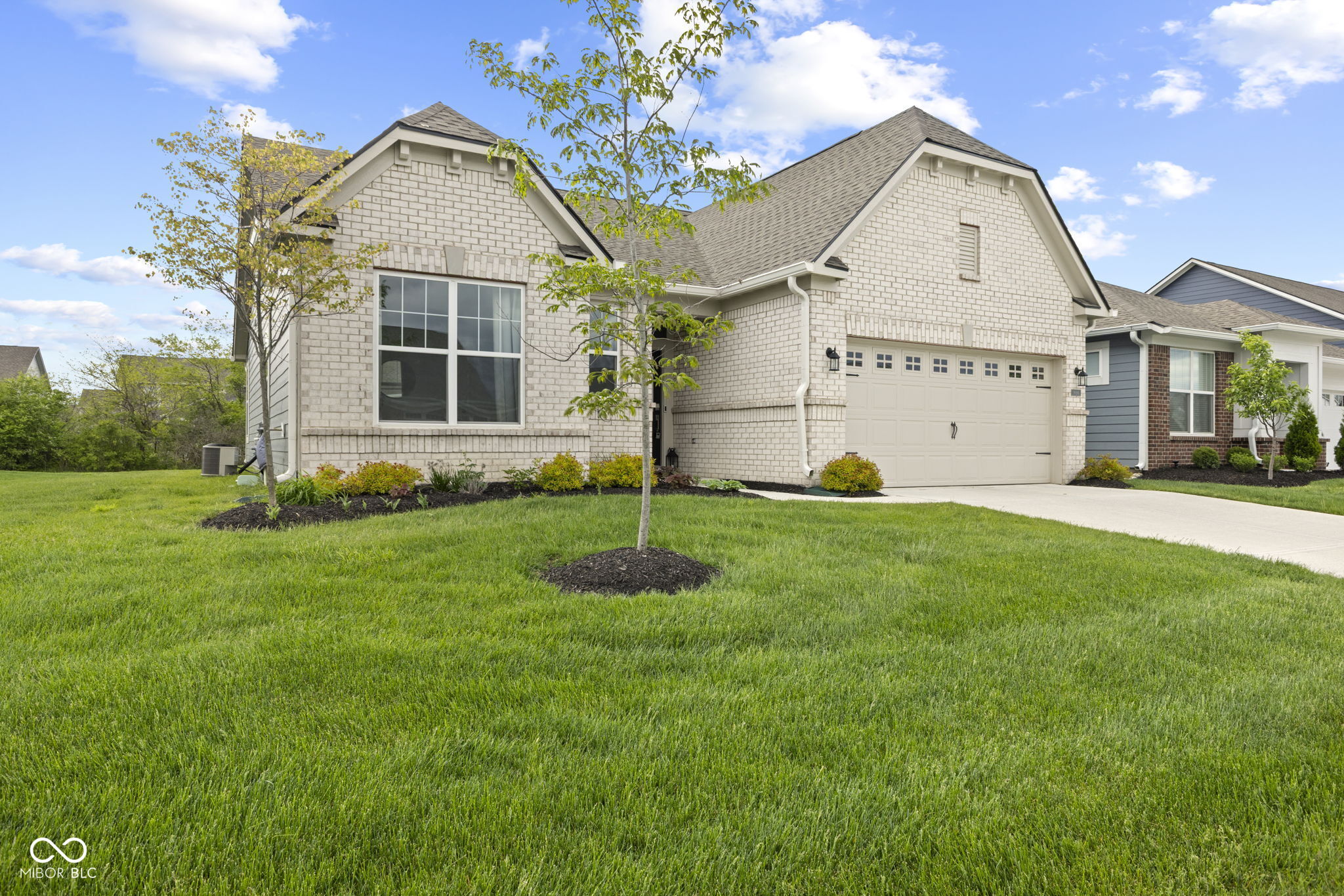 9696 Parkhurst Crossing